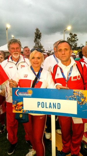 st. asp. Małgorzata Krzyżan z Polską ekipą podczas mistrzostw