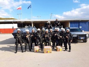 Polscy policjanci uczestniczący w misji w Kosowie wspierają akcje charytatywne
