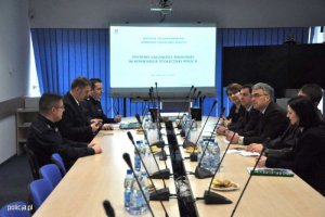 spotkanie delegacji macedońskiej z policjantami z komendy stołecznej policji