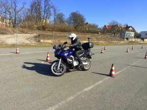 Policjanci z Bydgoszczy ćwiczyli umiejętności na motorach