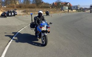Policjanci z Bydgoszczy ćwiczyli umiejętności na motorach