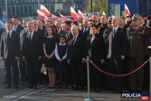 Odsłonięcie popiersia Prezydenta Lecha Kaczyńskiego przed budynkiem Dowództwa Garnizonu Warszawa