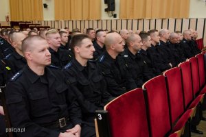 uroczyste pożegnanie XXVII zmiany Jednostki Specjalnej w słupskiej Szkole Policji