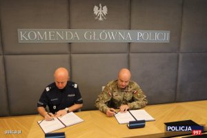 Podpisanie porozumienia pomiędzy Komendą Główną Policji a Komendą Główną Żandarmerii Wojskowej