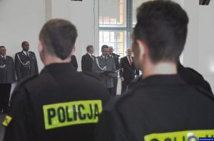ślubowanie nowo przyjętych policjantów na Warmii i Mazurach