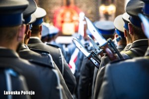 Policjanci podczas obchodów Święta Policji w kościele.