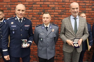 Uroczystość wręczenia podziękowań.