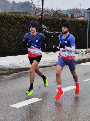Reprezentacja Policji na 46. edycji Półmaratonu Wiązowskiego.