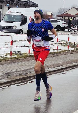 Reprezentacja Policji na 46. edycji Półmaratonu Wiązowskiego.