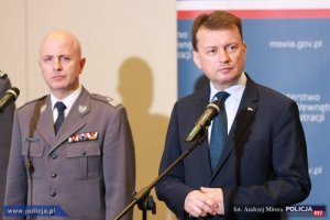 Minister Mariusz Błaszczak nagrodził policjantów za akcje we Wrocławiu i Warszawie #11