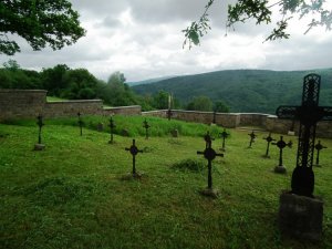 Uporządkowali dwa cmentarze wojenne w Ropicy Górnej #2