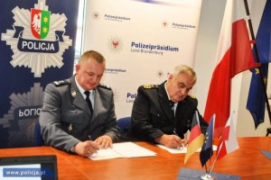uroczystość podpisania porozumienia dotyczącego zwalczania przestępczości transgranicznej