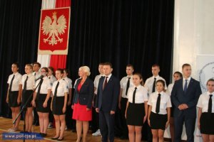 Szef MSWiA i Komendant Główny Policji wzięli udział w uroczystej inauguracji roku szkolnego