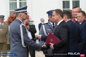 uroczystość mianowania na stopień generalski nadinspektora siedmiu oficerów Policji oraz jednego oficera Biura Ochrony Rządu w Belwederze
