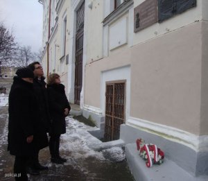 Oficer łącznikowy Policji wraz z przedstawicielami Ambasady Rzeczypospolitej Polskiej w Moskwie uczcili pamięć funkcjonariuszy