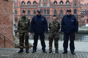 Wspólny patrol z francuskimi żandarmami