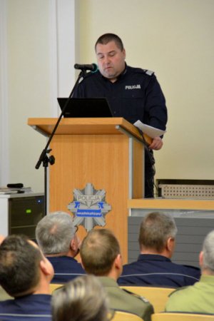 odprawa podsumowująca pracę podlaskiej policji za 2016 rok z udziałem ministra Jarosława Zielińskiego