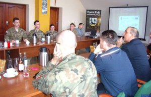 Spotkanie w sprawie bezpieczeństwa z przedstawicielami wojsk amerykańskich