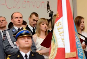 uroczystość z okazji obchodów 90-lecia ustalenia Mazurka Dąbrowskiego polskim hymnem narodowym