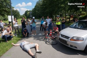 Symulacja wypadku drogowego z udziałem rowerzysty