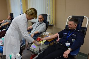 zbiórka krwi  w Komendzie Miejskiej Policji w Poznaniu