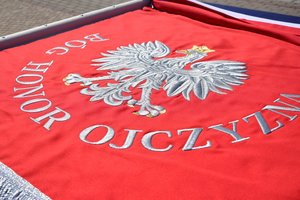 Nowy sztandar Komendy Wojewódzkiej Policji w Rzeszowie